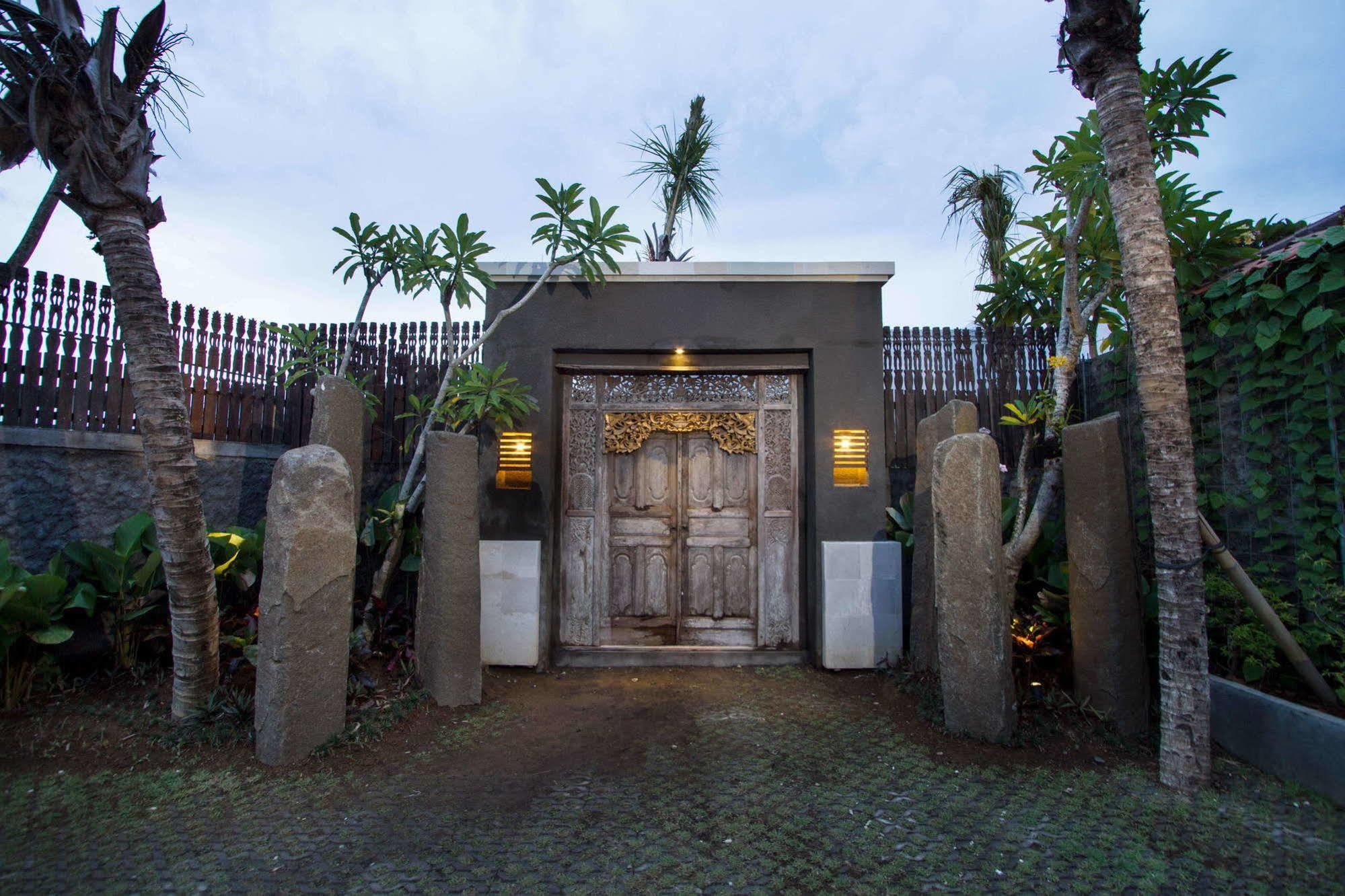 Alam Bidadari Seminyak Villa Buitenkant foto